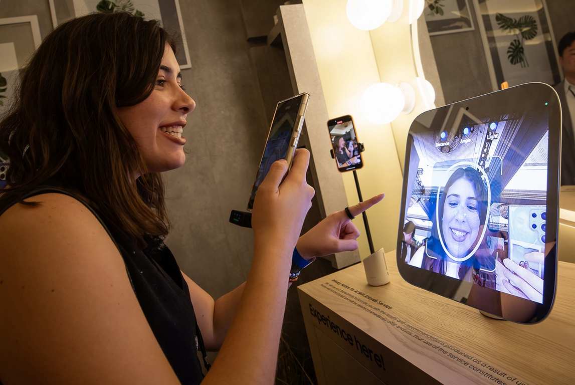 Samsung TVs and Displays CES 2025 Samsung Vision AI and Display Lineups dl10 1
