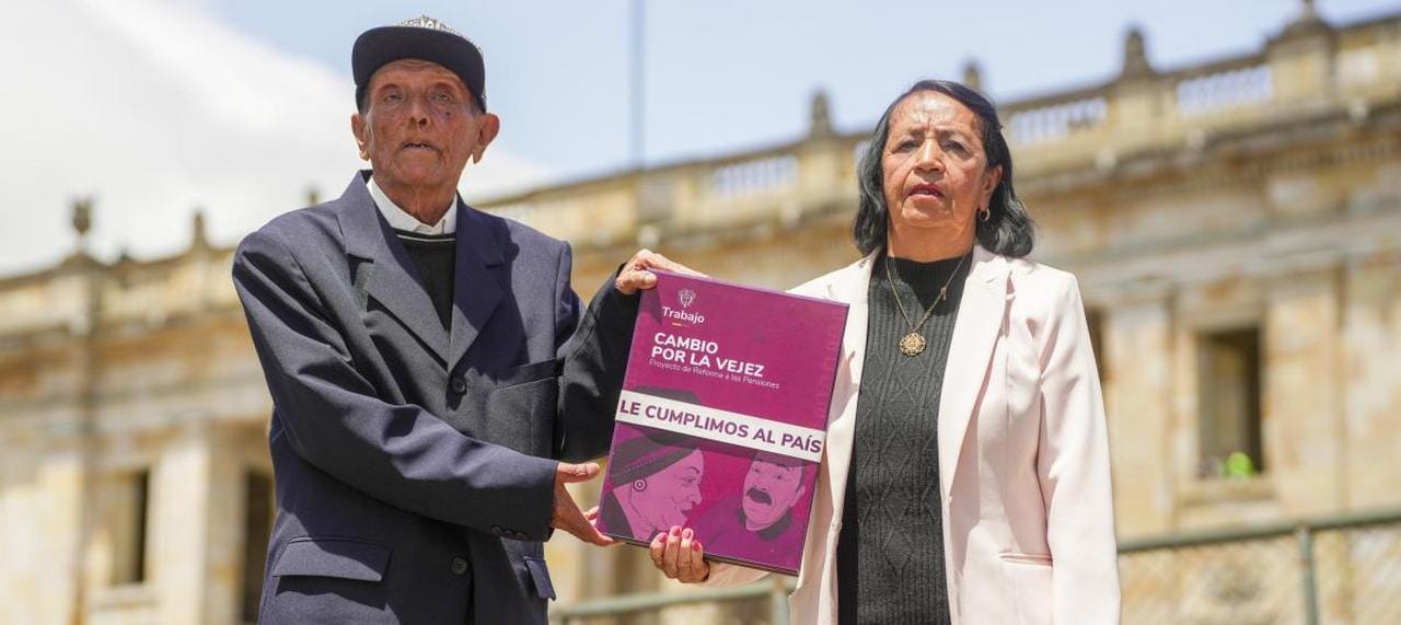 hombre y mujer pensionados 1