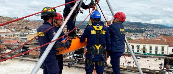 El simulacro de este año superó todas las expectativas en Boyacá no solo por las cifras de participación, sino por la conciencia con la que se lo tomó la mayoría de los participantes. Foto: Bomberos Tunja.