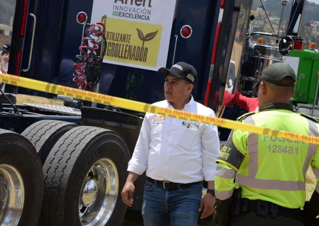 Concurso de tractomulas en reversa en Samacá