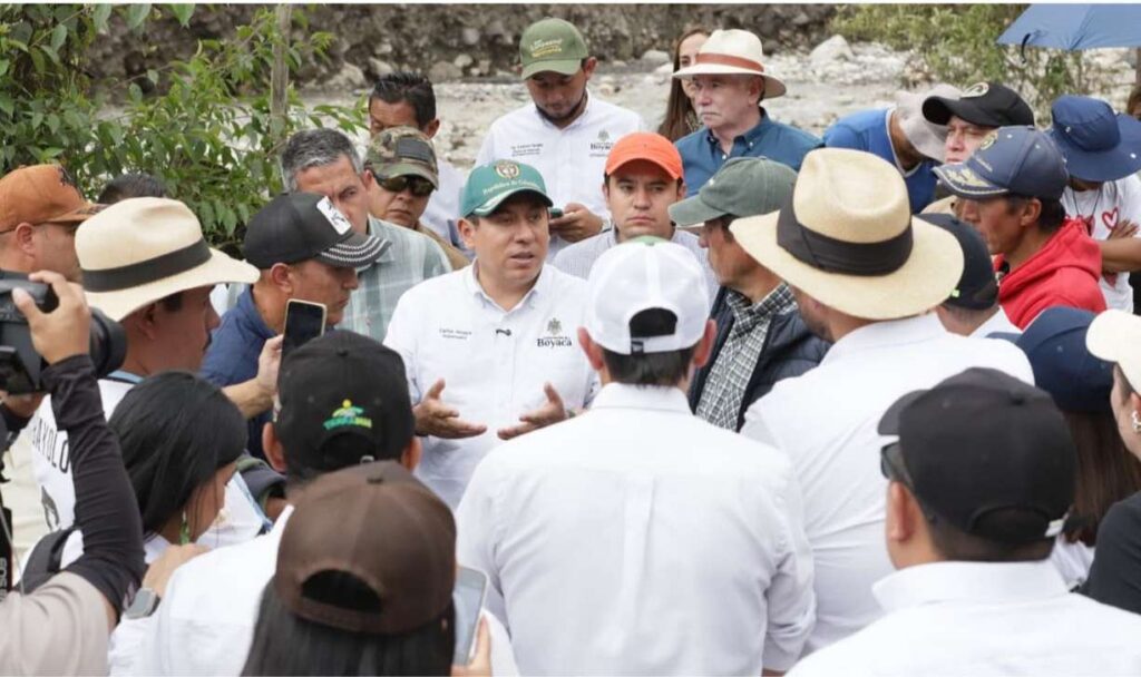 Así viene atendiendo la Gobernación de Boyacá la grave emergencia por invierno en 27, de sus 123 municipios 2 Gobernador Carlos Amaya atiende emergencia por invierno en el norte del departamento