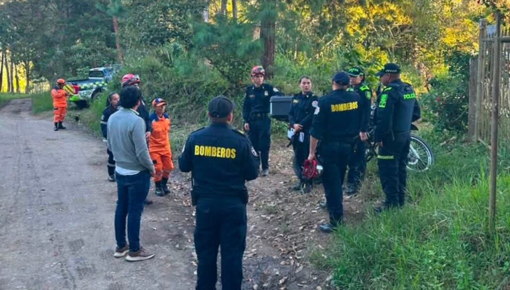 Durante varios días la Alcaldía de Guateque y autoridades policiales y de rescate, buscaron en diferentes puntos rurales el paradero de Claudia Montalvo. Foto: Alcaldía de Guateque