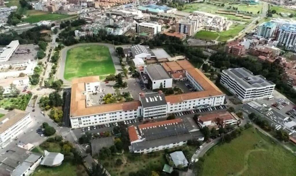 La próxima semana se realizará la jornada electoral de consultas estamentarias, cruciales para la designación del nuevo rector de la UPTC 2 Panorámica edificio Uptc Tunja archivo