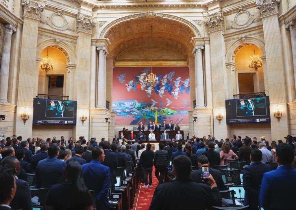 Tras una jornada de más de 12 horas, el Congreso de la República aprobó el Presupuesto General de la Nación (PGN) para lo que será la vigencia fiscal de 2027, por 634,9 billones de pesos 2 Plenaria aprobación Presupuesto General de la Nación